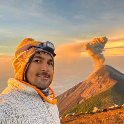Guide to Hiking Acatenango Volcano – Guatemala
